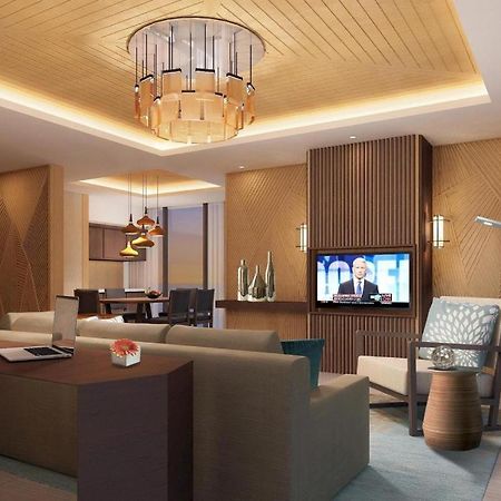 The Rinra Hotel Makassar Buitenkant foto